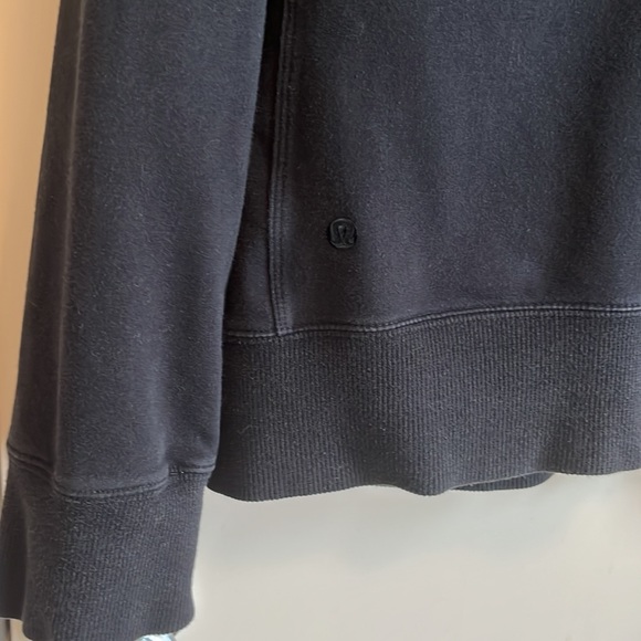 Men’s Lululemon Zip-Up Jacket - Picture 3 of 5